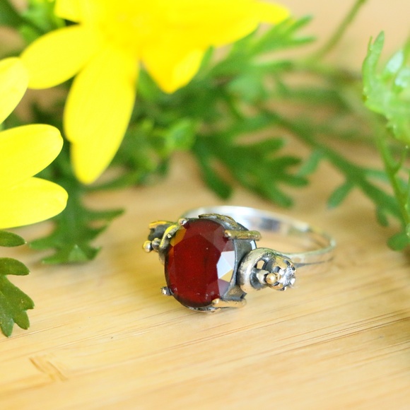 Sterling Silver Jade Stones Revers Style Rings - Picture 2 of 6